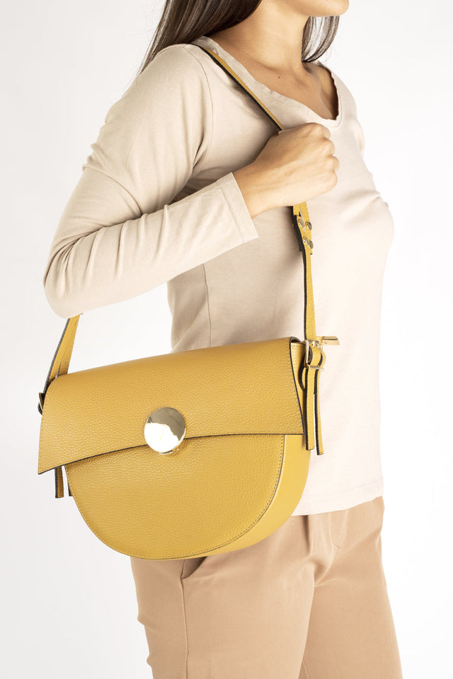 1109 YELLOW