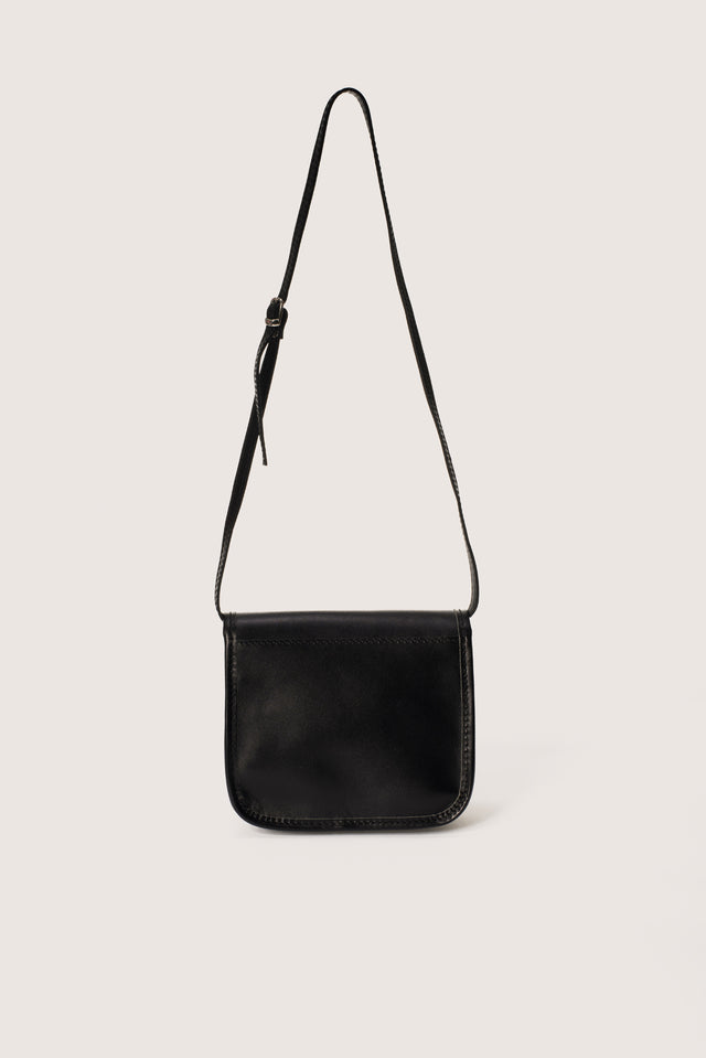 NADENKA BLACK