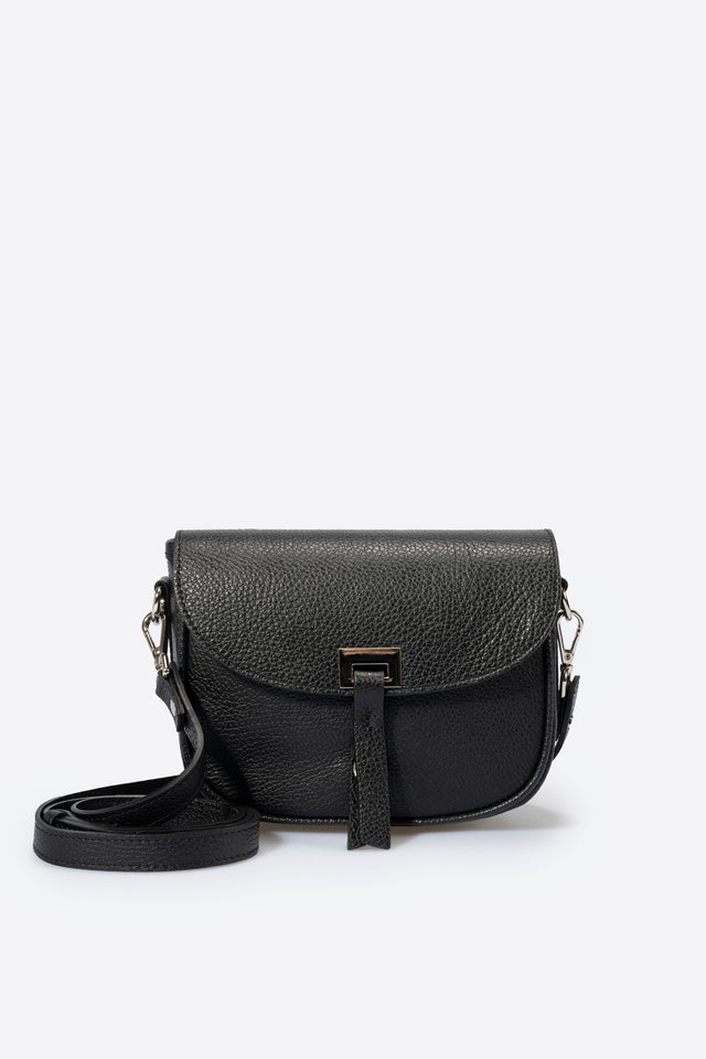 BELA BLACK
