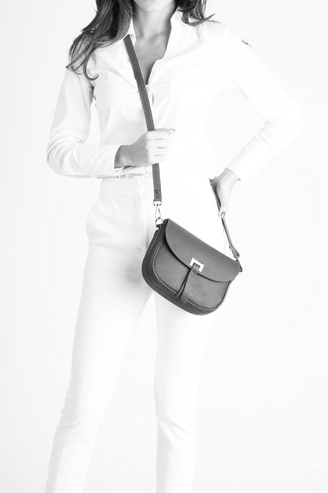 BELA BLACK