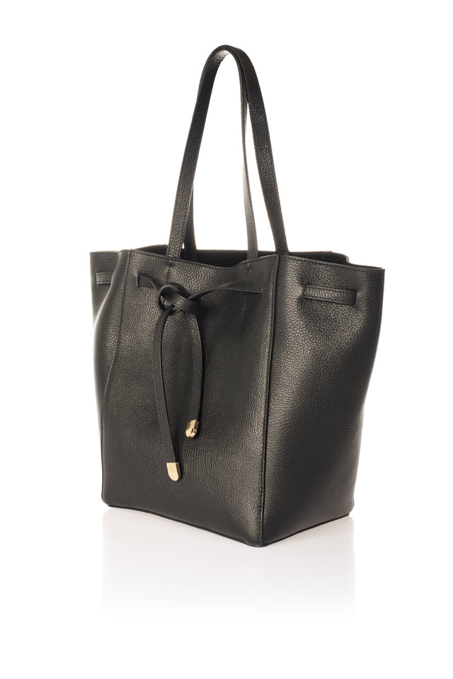 DEMETER BLACK